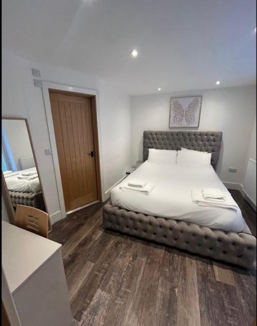 The Birch Lodge Located In Pegsdon Hexton エクステリア 写真